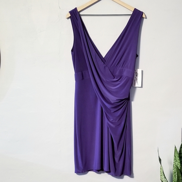 Linda Segal Plunge V-Neck Cocktail Dress - Picture 7 of 8